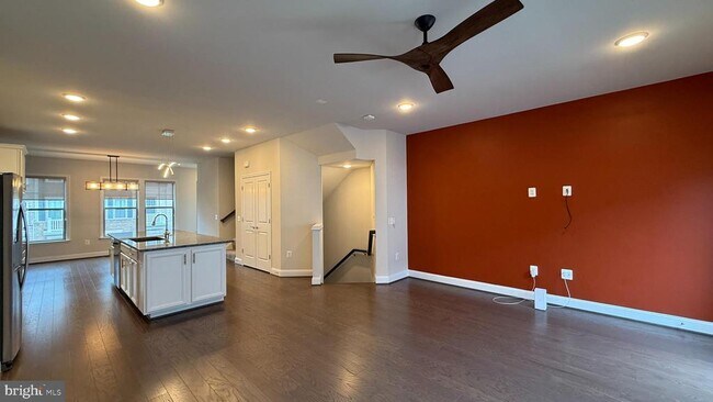 Foto del edificio - 1949 Greenbriar Hall Rd