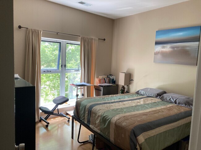 Master bedroom - 1236 Chicago Ave