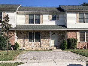 Building Photo - 203 Sable Dr