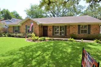 Building Photo - 4911 Wigton Dr