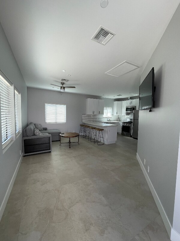Foto del edificio - 35219 Plumley Rd