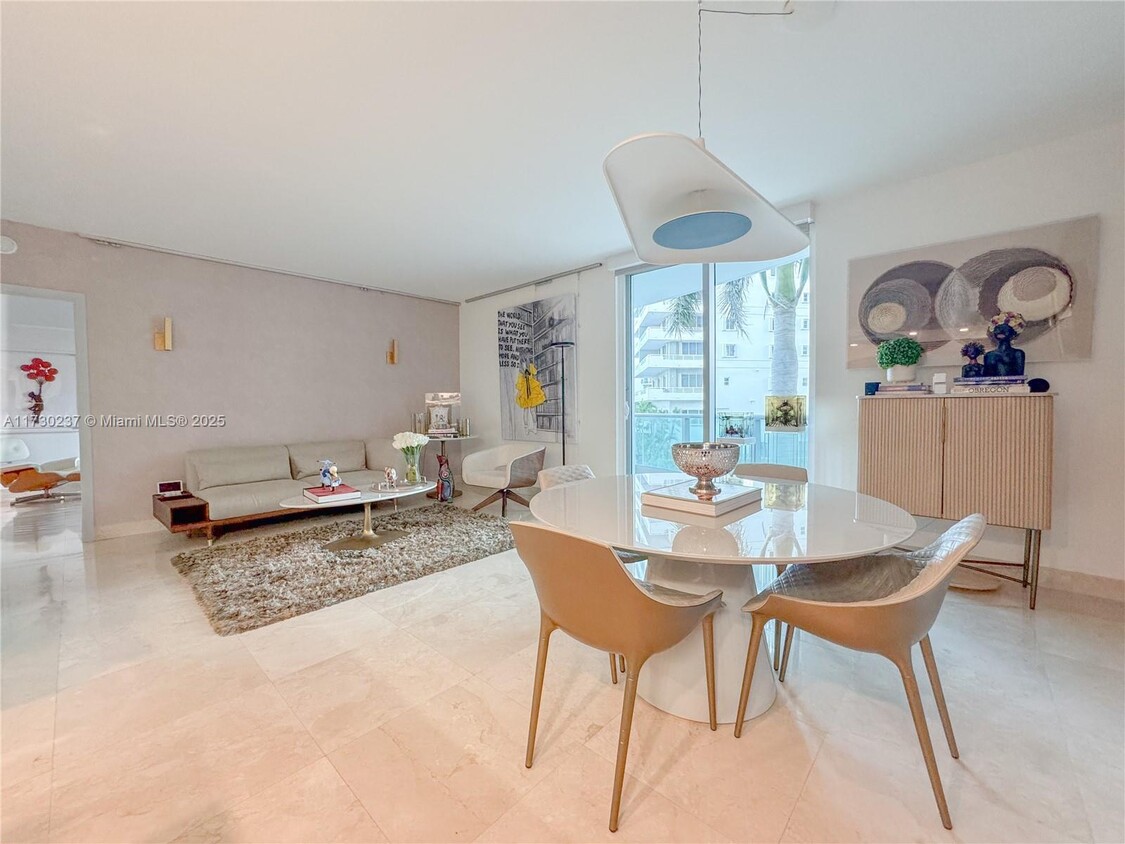 Foto principal - 1331 Brickell Bay Dr