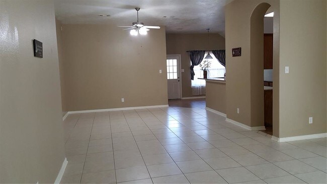 Foto del edificio - 9022 Clearwood Landing Blvd