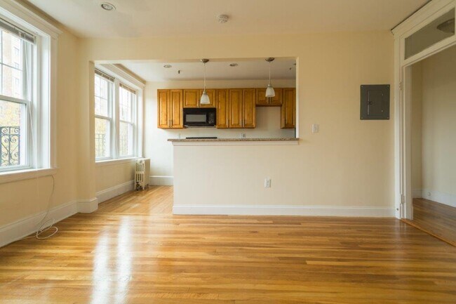 Foto del edificio - 288 Chestnut Hill Ave