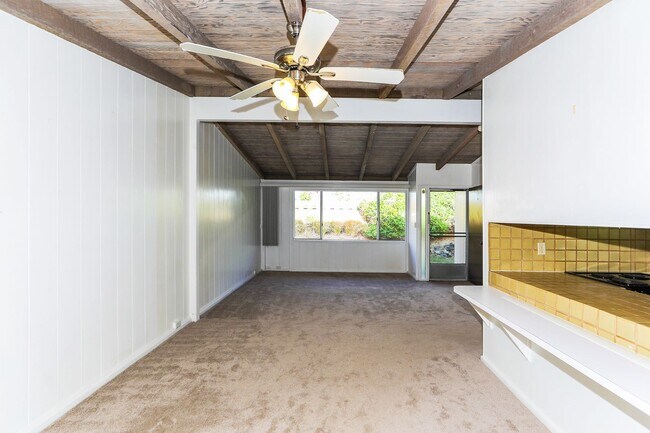 Foto del edificio - Hawaii Kai - Koko Head Terrace - 3 Bdrm/1.5 Bath/Carport - Single Family Home - $3,100