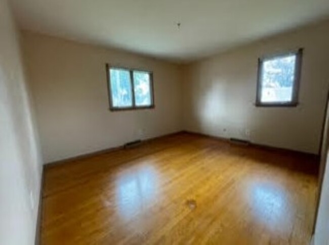 Building Photo - 2519 Hickory Grove Rd