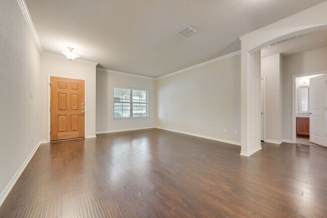 Foto del edificio - 3 bedroom home over 2100 sqft!  Little Elm ISD