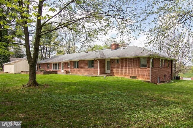 Foto del edificio - 1 br, 1 bath House - 10585 State Route 108