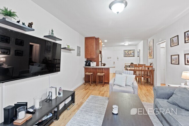 Foto del edificio - 204 W 14th St