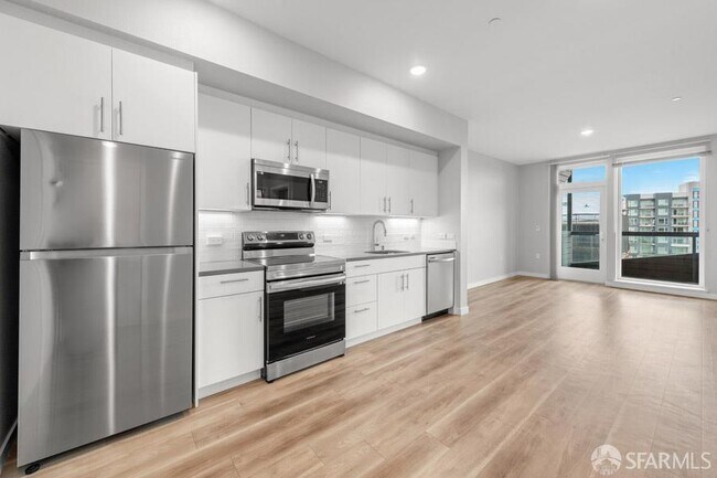 Building Photo - 260 Brooklyn Basin Wy
