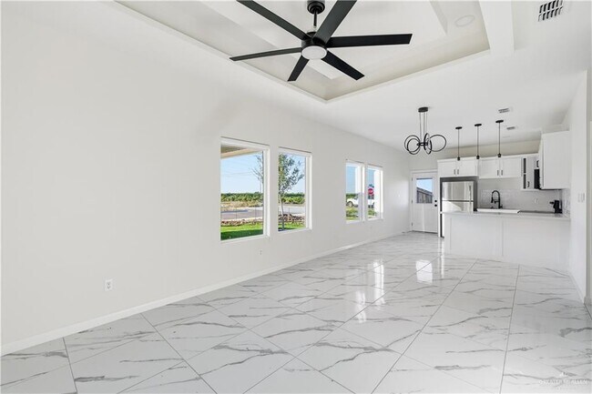 Foto del edificio - 21 N Abesam Ave