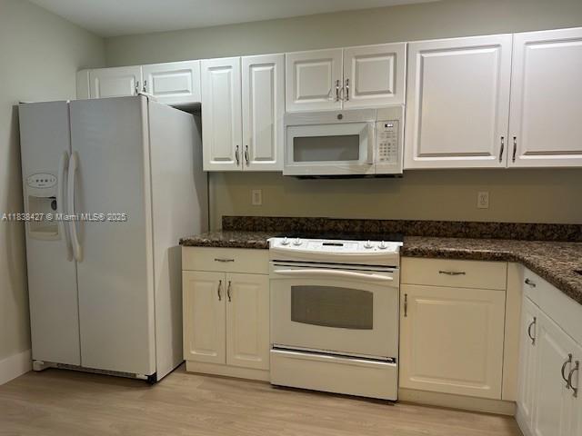Foto del edificio - 762 NW 208th Ter