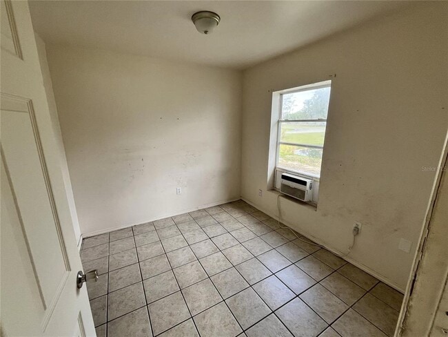 Foto del edificio - 311 E Magnolia St