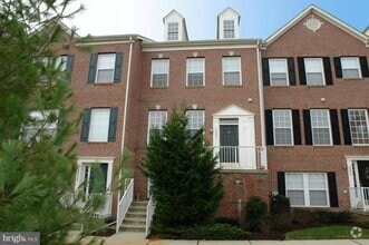 Building Photo - 6030 Helmsman Way