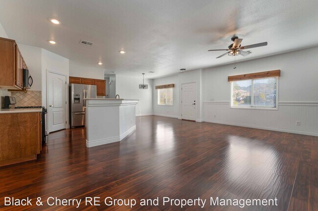 Building Photo - 3 br, 2.5 bath House - 1163 Harts Bluff #103