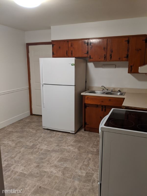 Building Photo - 3 br, 1 bath Apartment - 201 Southside Ct