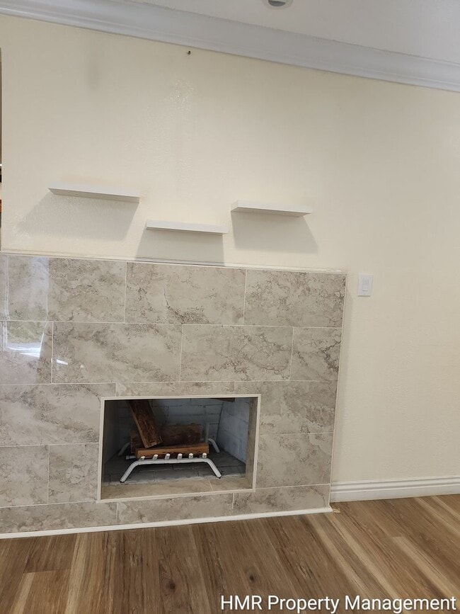 Building Photo - 258 S Archer St