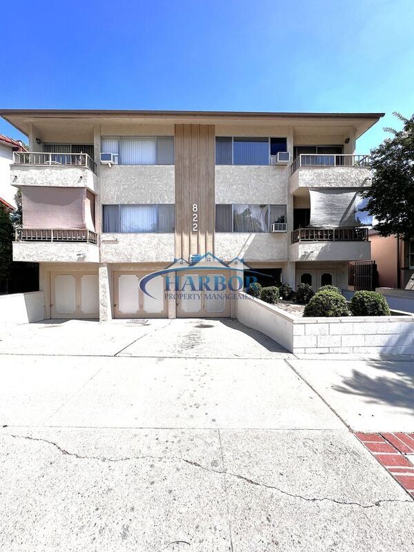 Building Photo - 822 S Leland St