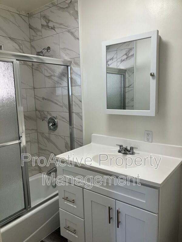 Building Photo - 320-A S Atlantic Blvd