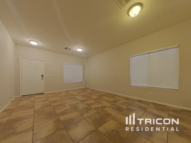 Foto del edificio - 8423 W Hamster Ln