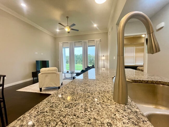 Foto del edificio - 1525 Residence Dr