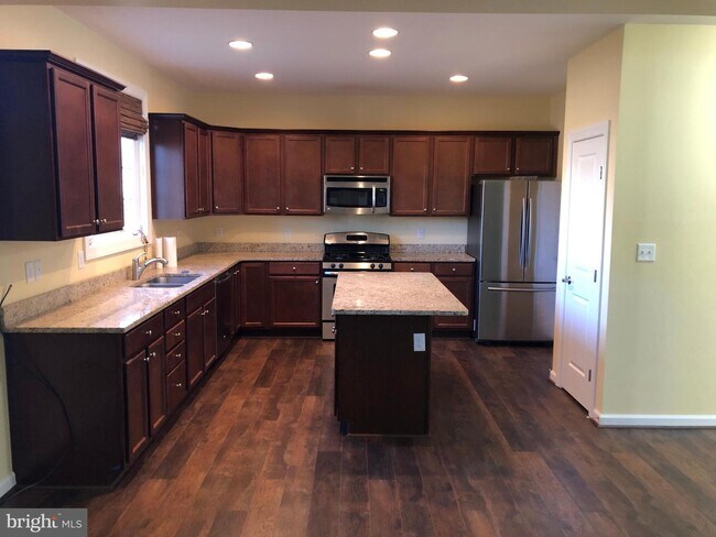 Foto del edificio - 129 Sweeping Mist Cir