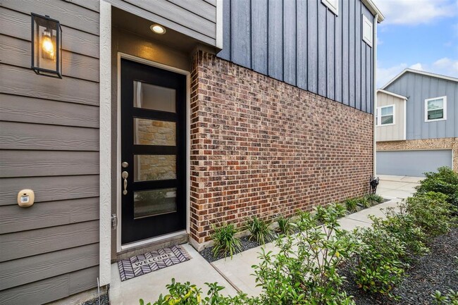Building Photo - 3114 Flower Market Ln