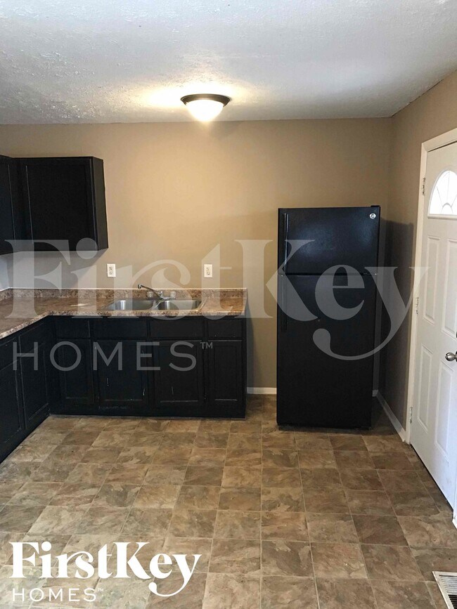 Building Photo - 8509 Lenna Ct