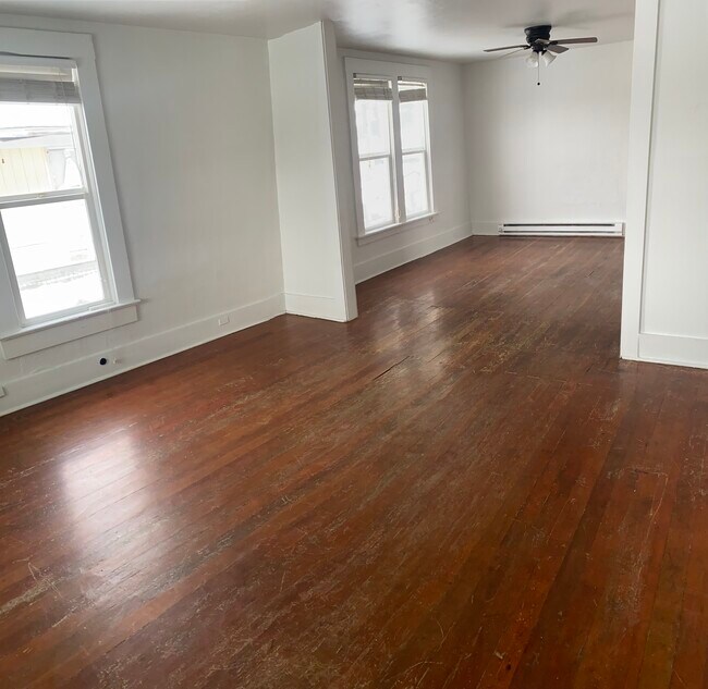 Foto del edificio - 1403 Wine Country Rd