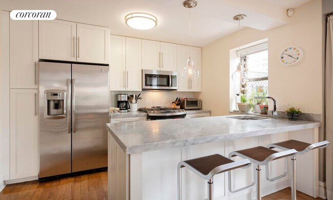 Foto del edificio - 340 E 74th St