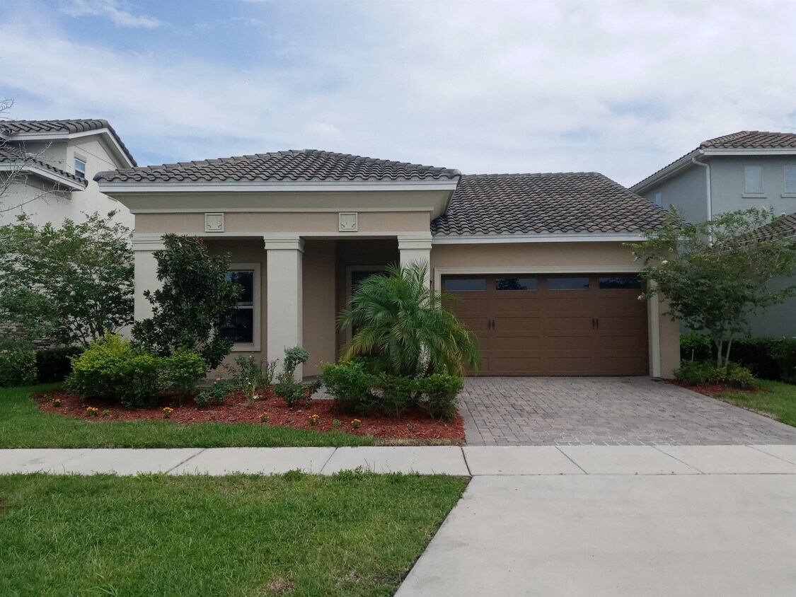 9894 Mere Pkwy, Orlando, FL 32832 House Rental in Orlando, FL