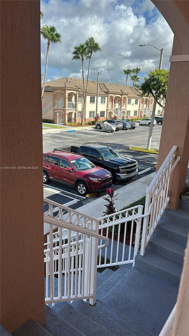 Foto del edificio - 1250 SE 28th Ct