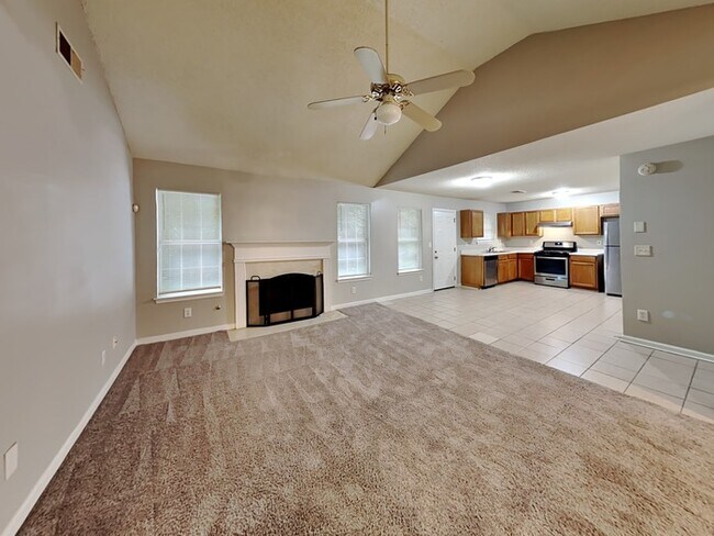 Building Photo - 6630 Pole Creek Dr