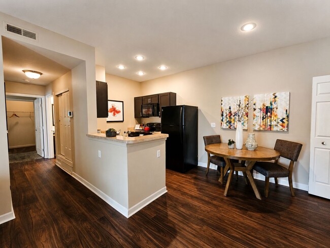 Building Photo - The Bradford at Easton Apartment Homes