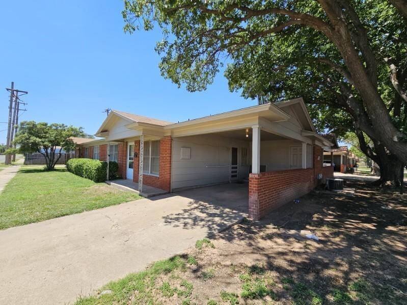 Foto principal - 4201 50th St