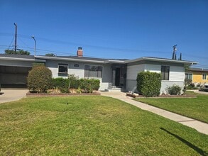 Building Photo - 12141 Movius Dr