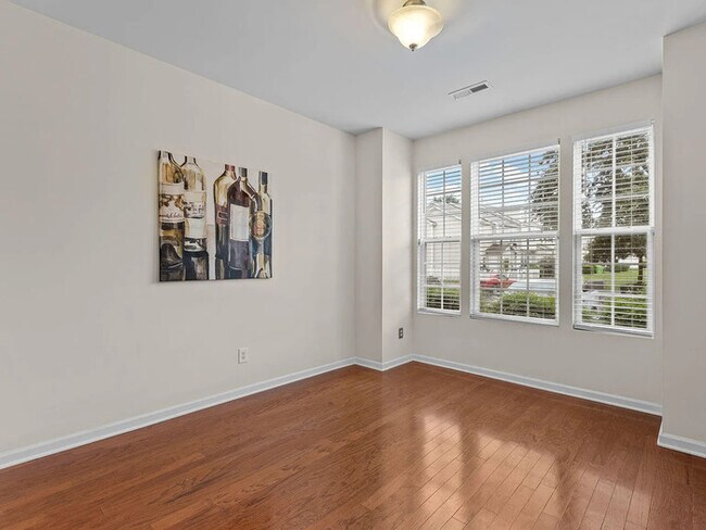 Foto del edificio - Earn Wealth While Leasing - Like a Homeown...