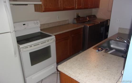 Building Photo - 3177 Sunnyside Ct