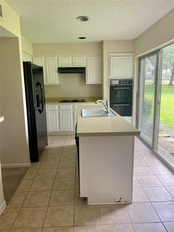 Building Photo - 1834 Veranda Dr