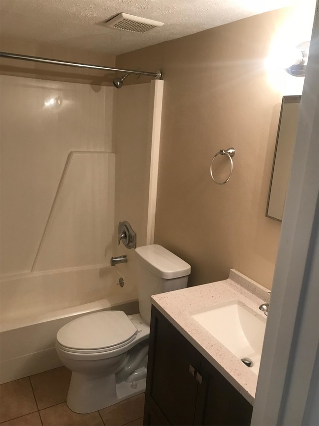 Foto del edificio - 3939 Wilma Ct