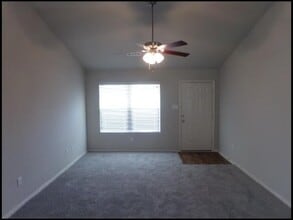 Building Photo - 6097 Saddle Hill Dr
