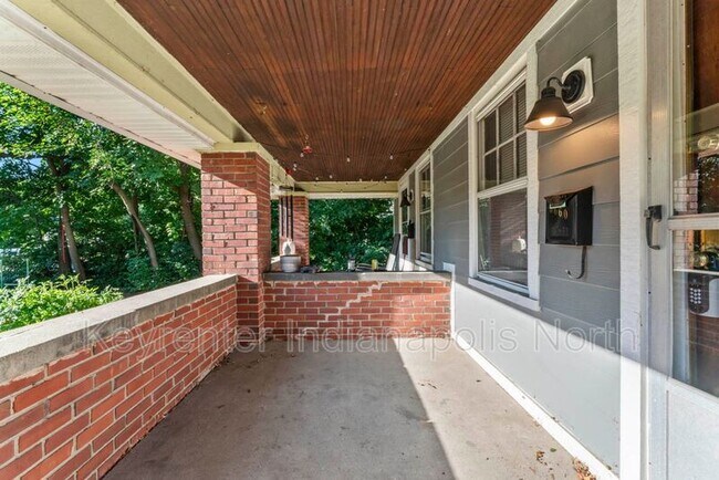 Foto del edificio - 5660 N College Ave