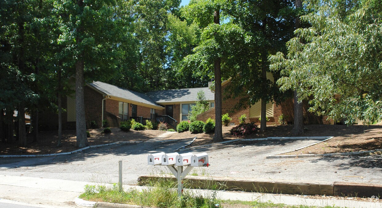 Primary Photo - 4917 Pebble Beach Dr