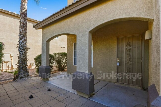 Building Photo - 13285 W Gelding Cir