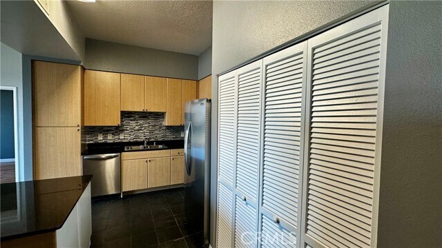 Foto del edificio - 388 E Ocean Blvd