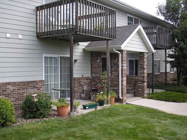 Building Photo - 1115 Teakwood St