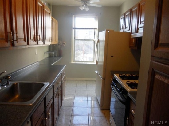 Kitchen - Wellington Court
