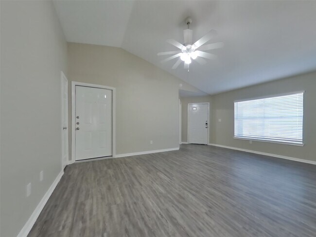 Foto del edificio - 3151 Kelling St