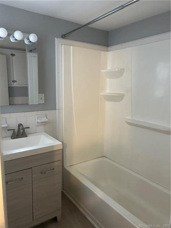 Building Photo - 26 Mt Pleasant St