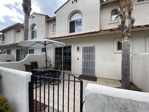 Building Photo - 4006 Craven Rd